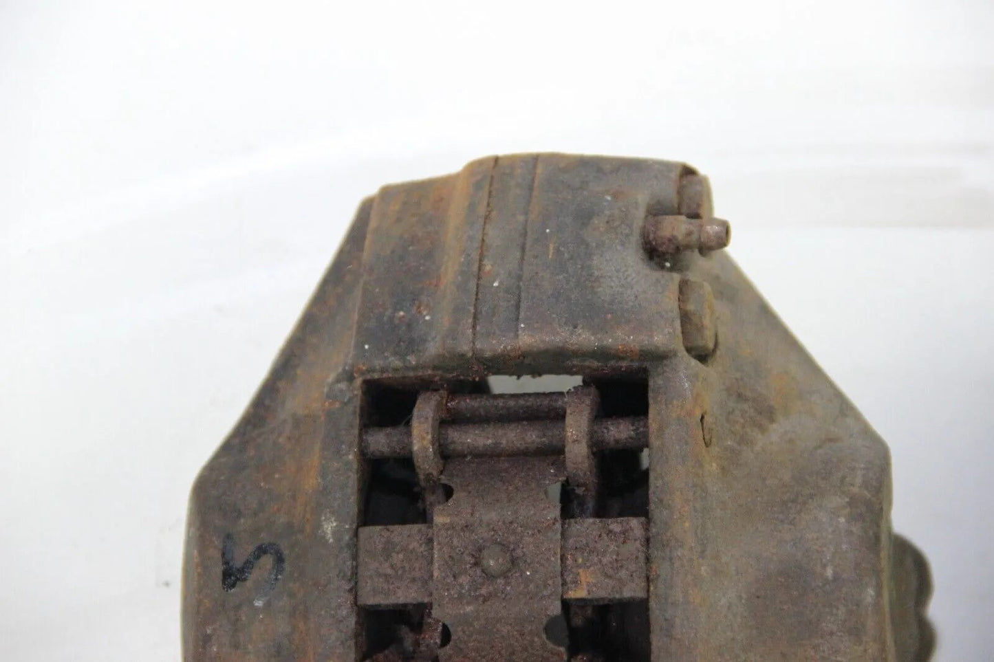 BMW E10 Neue Klasse Bremssattel vorne links rechts 34111104273 34111101843 OEM