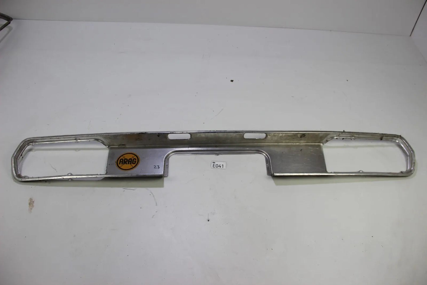 Original BMW E3 Chrom Heckverkleidung Blende Rücklicht Rahmen 51131813398 Tim