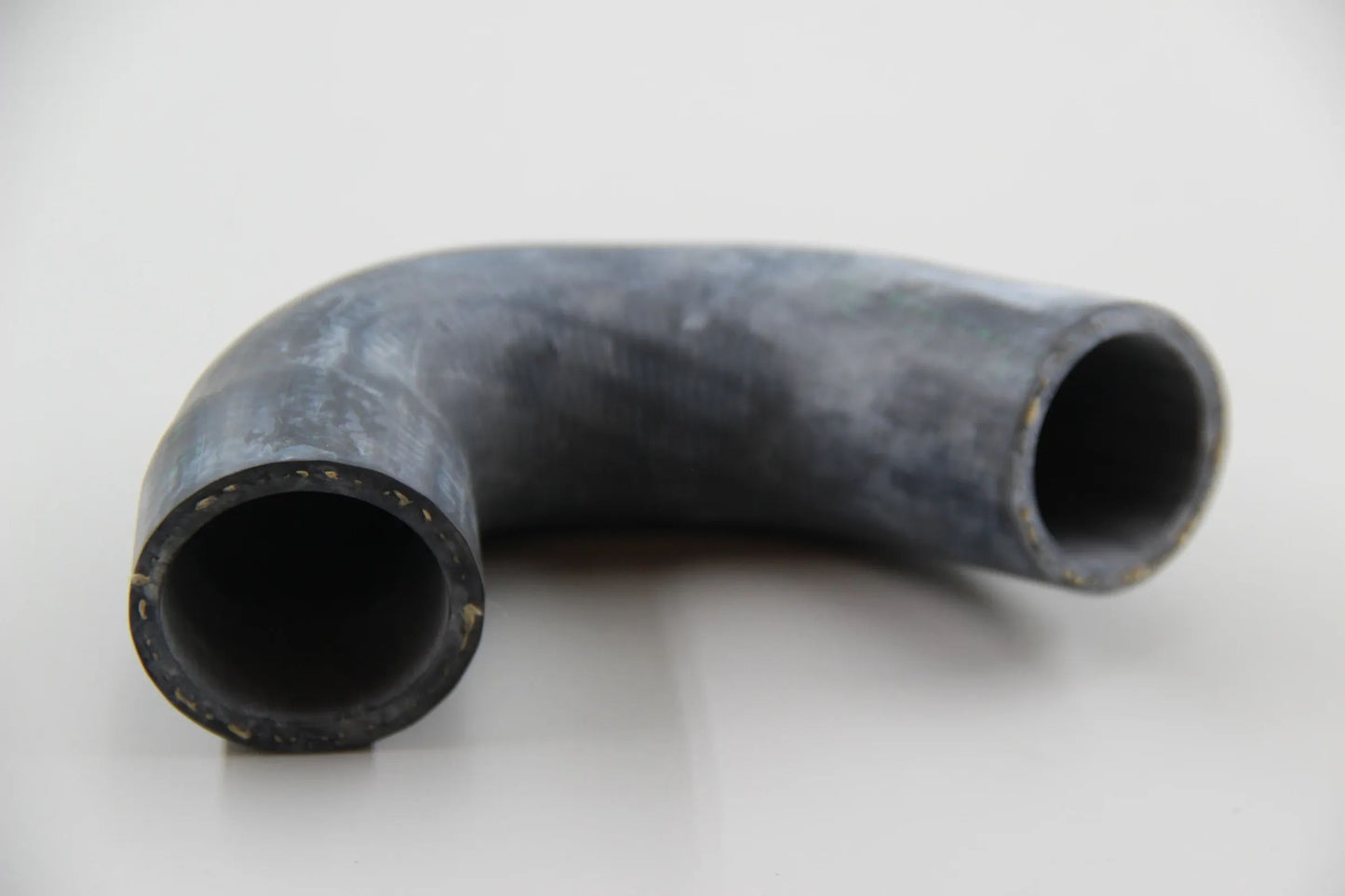 Original BMW E30 320i 325i E34 520i 525i Z1 Wasserschlauch D=45mm 11531718982