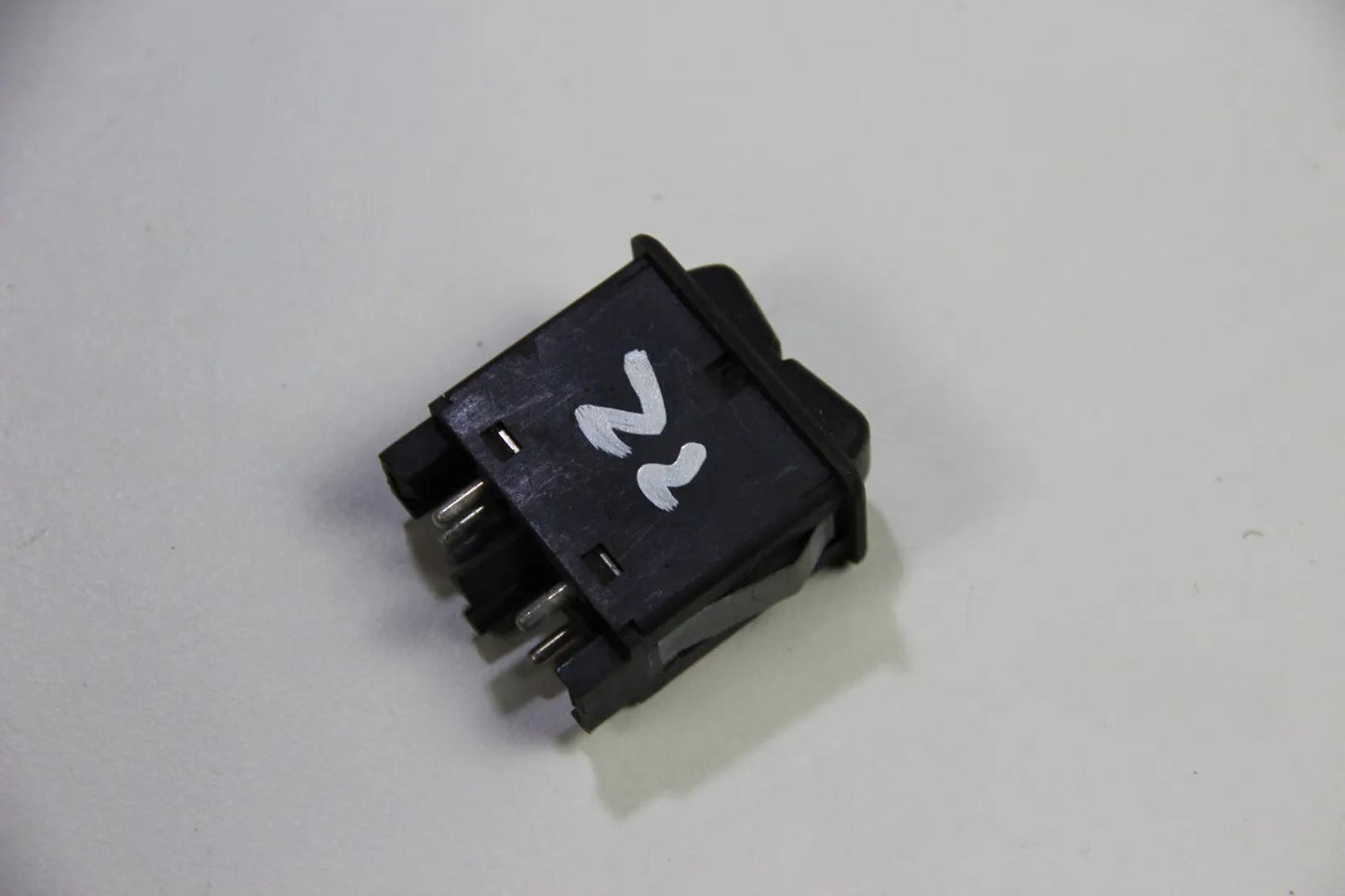 Original BMW E30 Sitzheizung Schalter Heated Seats Switch 316i-325i M3 1381208
