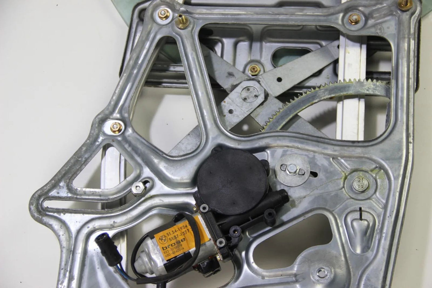 Original BMW E30 Cabrio Fensterheber Elektrisch hinten links Window Mechanism