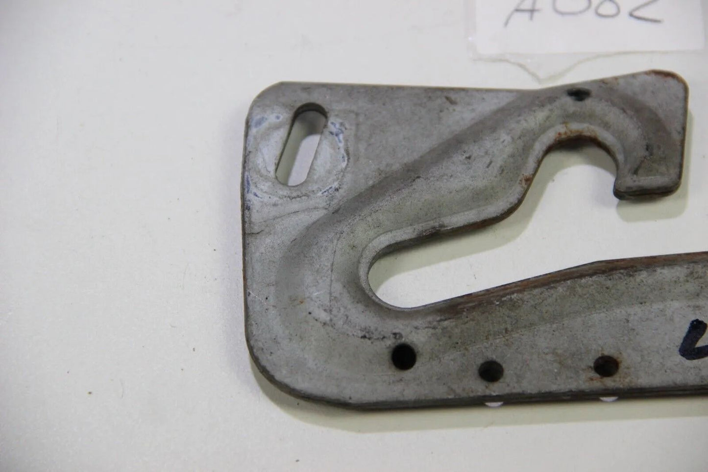 Original BMW E30 Motorhauben Verschluss Haken Hinten Bonnet Hook 316i-325i M3