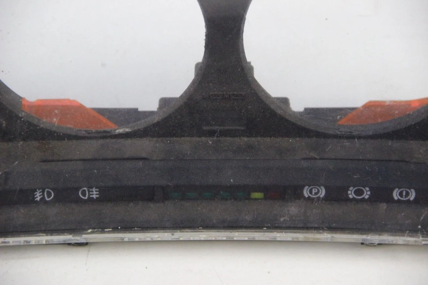 BMW E30 320i-325i 320is  Kombiinstrument Tacho Gehäuse für Tachos Drehzahlmesser