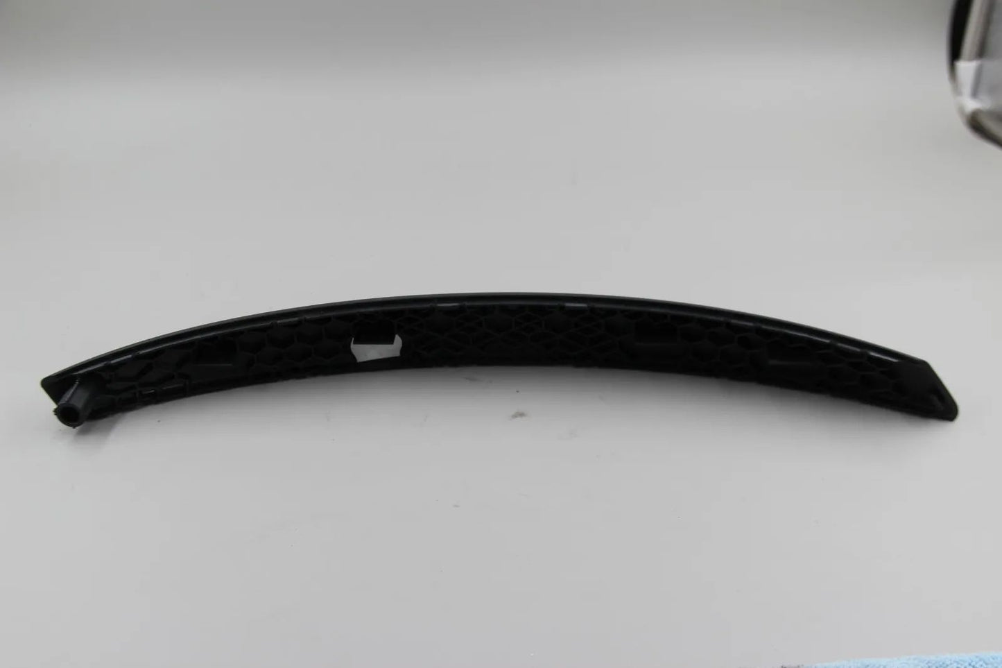 Original BMW E83 X3  Zuziehgriff Oberteil rechts Schiefergrau NOS 51413403852