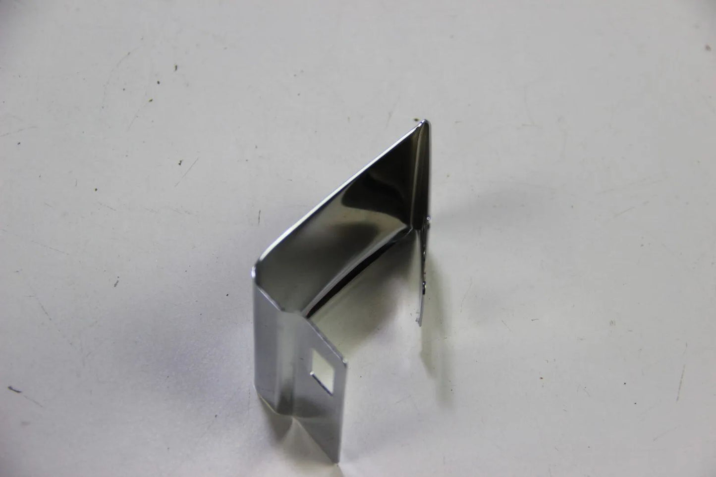 NEU Original BMW E21 316 318 318i 320 320i 323i Blende rechts 51121834908 3er