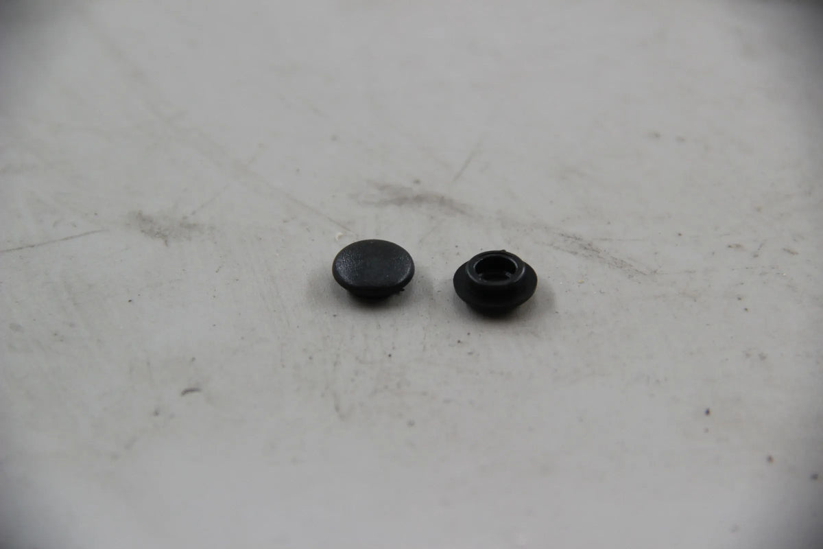 Original BMW E34 518i 520i 525i 530i-540i M5 2x Abdeckkappe schwarz 65131389609