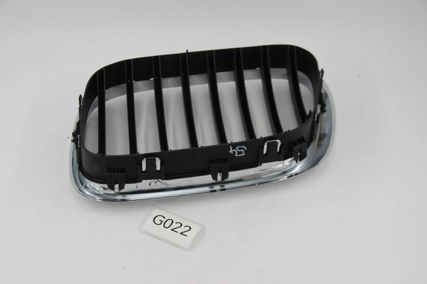 Original BMW E53 X5 3.0d-4.6is Ziergitter Niere Vorne Rechts Chrom 51138247674
