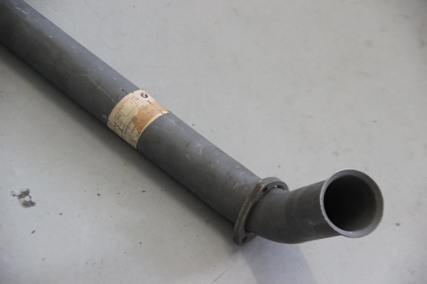 Original BMW 5er E28 524td M21 Limousine Abgasrohr NOS NLA 18111177015