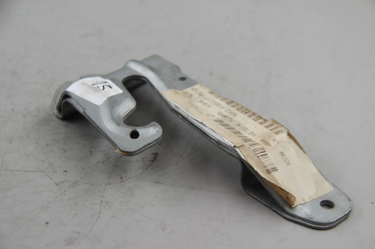 Original BMW E34 518i-540i M5 E32 730i-750i Z1 Schliessbügel rechts 51231928118