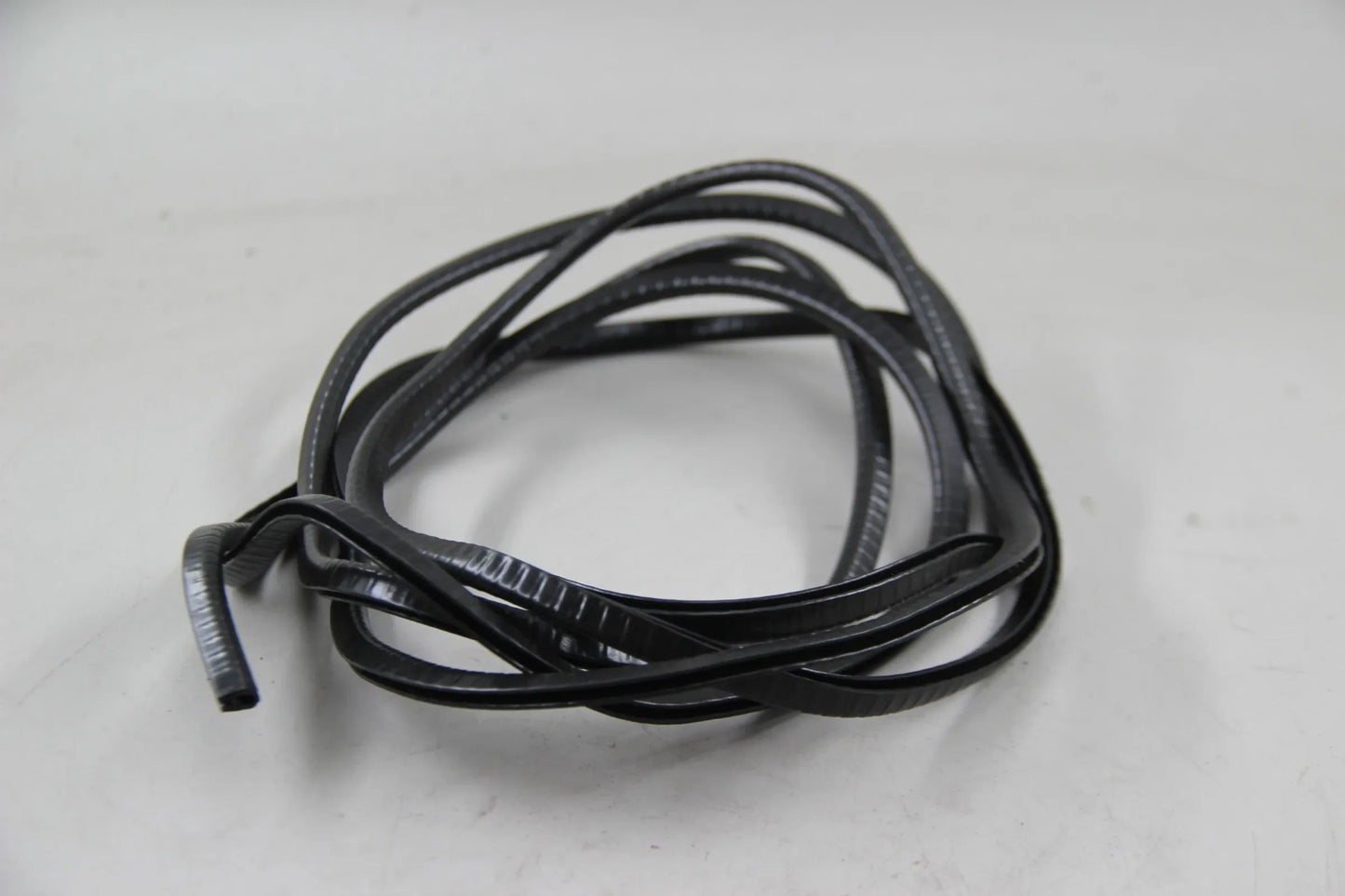 Original BMW E81 E36 E39 E24 E38 E31 Meterware Kantenschutz 5 Meter 23148372833