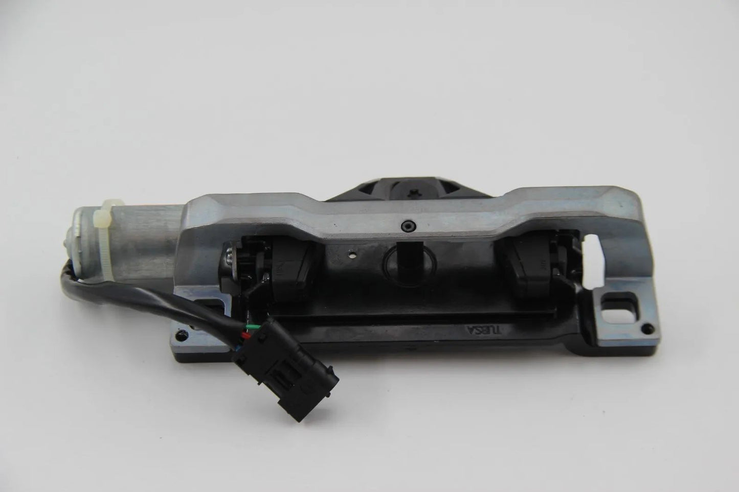 Original BMW E61 5er E71 E72 X6 Antrieb Servoschloss Heckklappe 67107114613