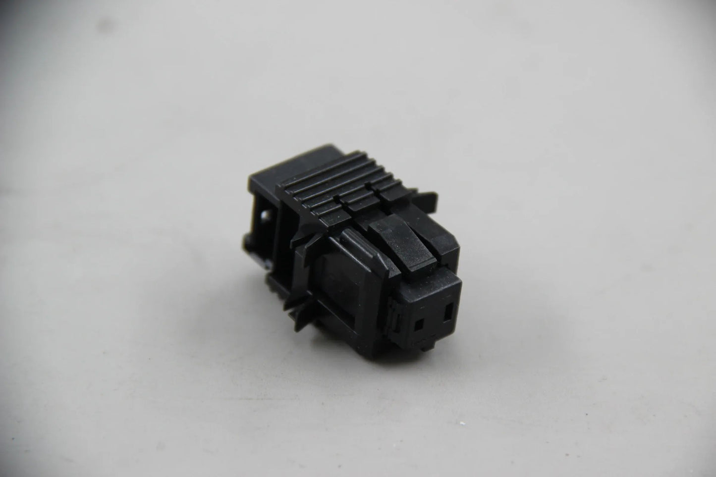 Original BMW E87 E46 Z4 Bremslichtschalter SCHWARZ/2-KANAL 61318372647