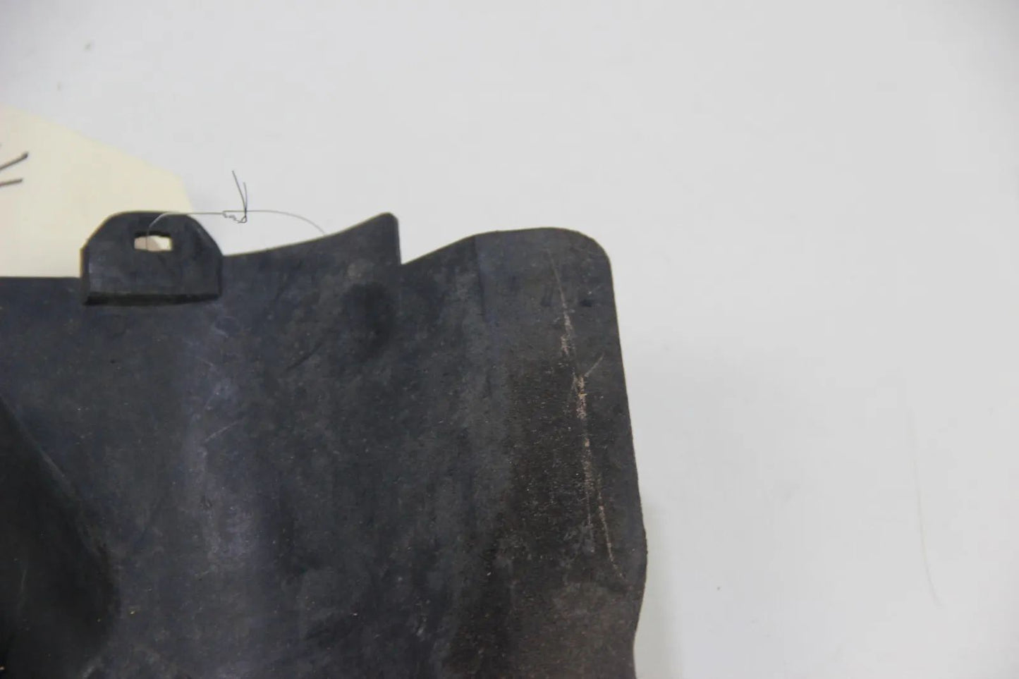 Original BMW  E30 Scheinwerfer Abdeckung Motorraum rechts 51711916194