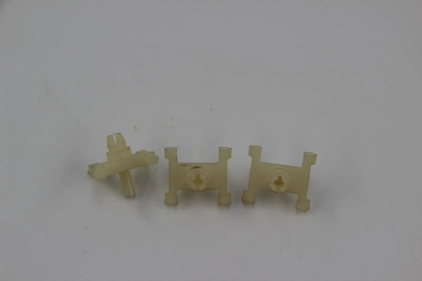 BMW E23 7er 728i-745i 3x Klammer Clip Clips Blende Trim NOS 51131848664 Neu