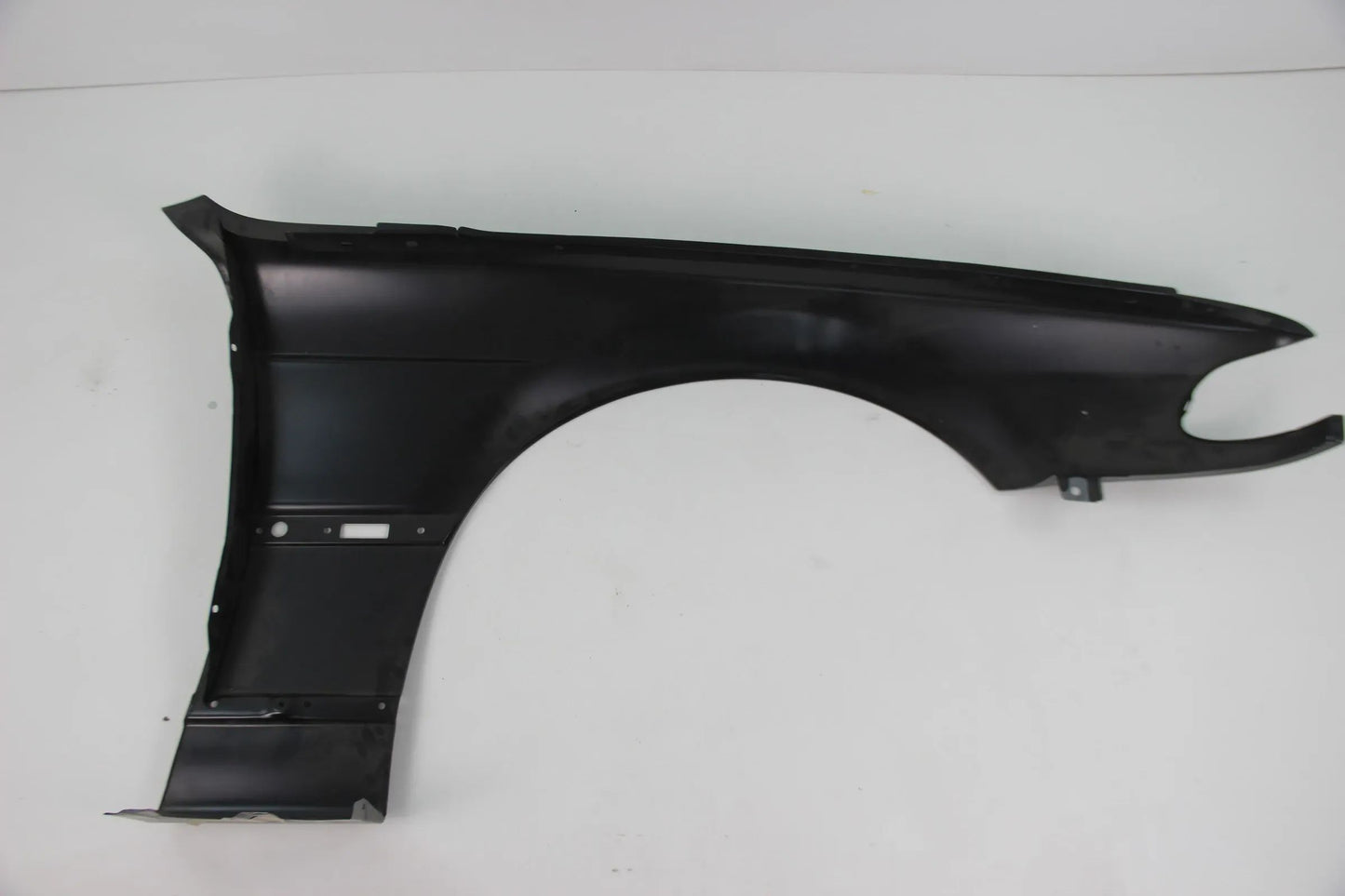 Original BMW E38 Limousine  Kotflügel Seitenwand vorn links  41358269095