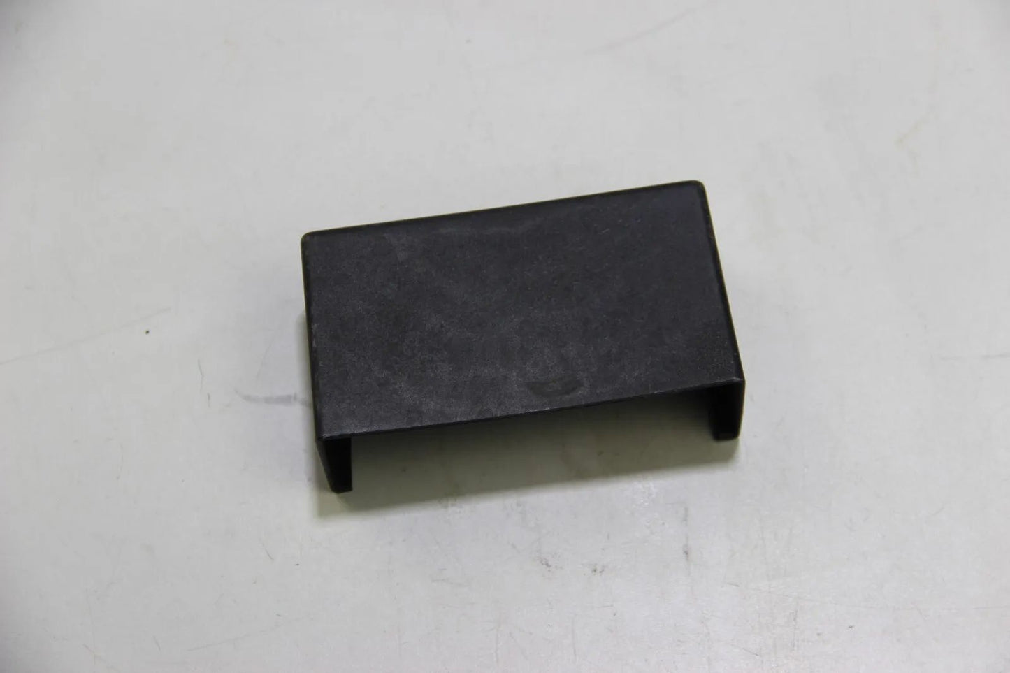 Original BMW E36 Deckel Abdeckung Relais Cover 1735752