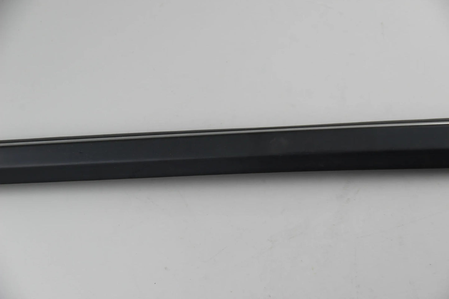 Original BMW E30 316i-325i Stossleiste Tür hinten links chrom NOS 51131904771