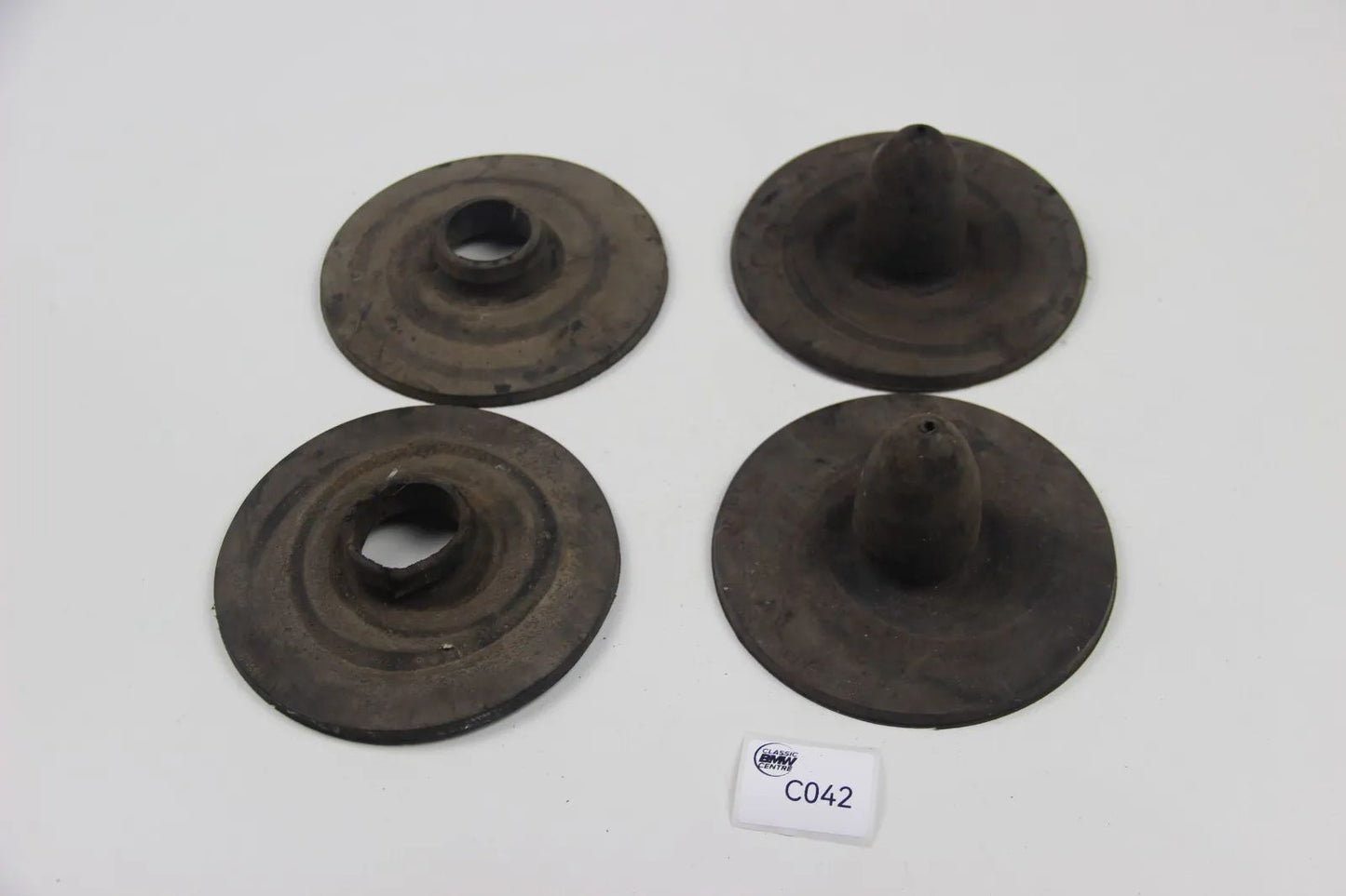 Original BMW E30 Gummipuffer Federnsitz hinten links rechts 1127218 1128610 3er