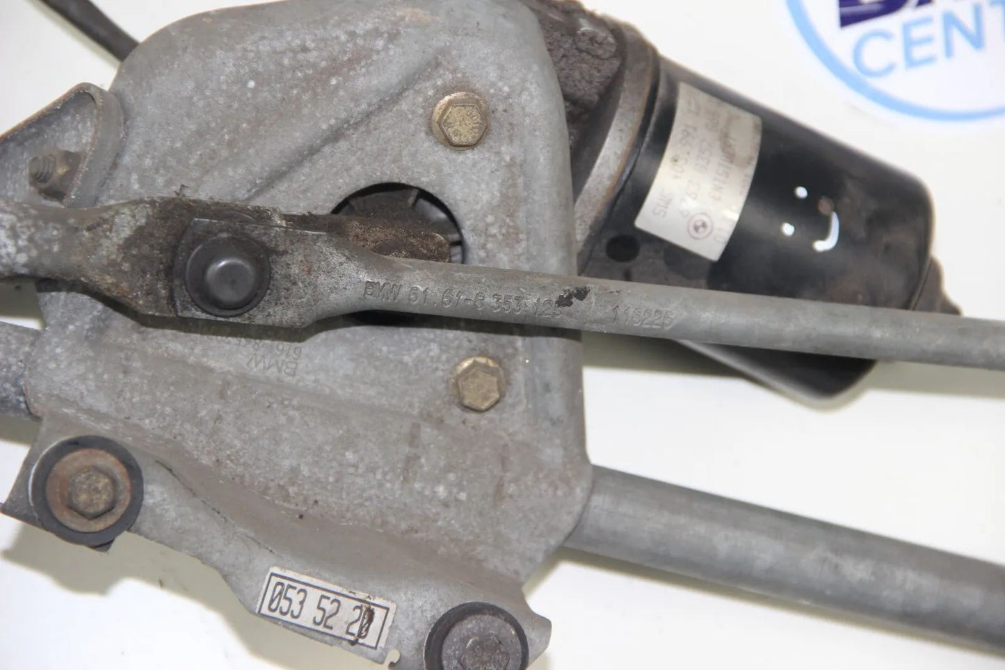 BMW E36 Scheibenwischermotor Mechanismus Wischer Arm komplett