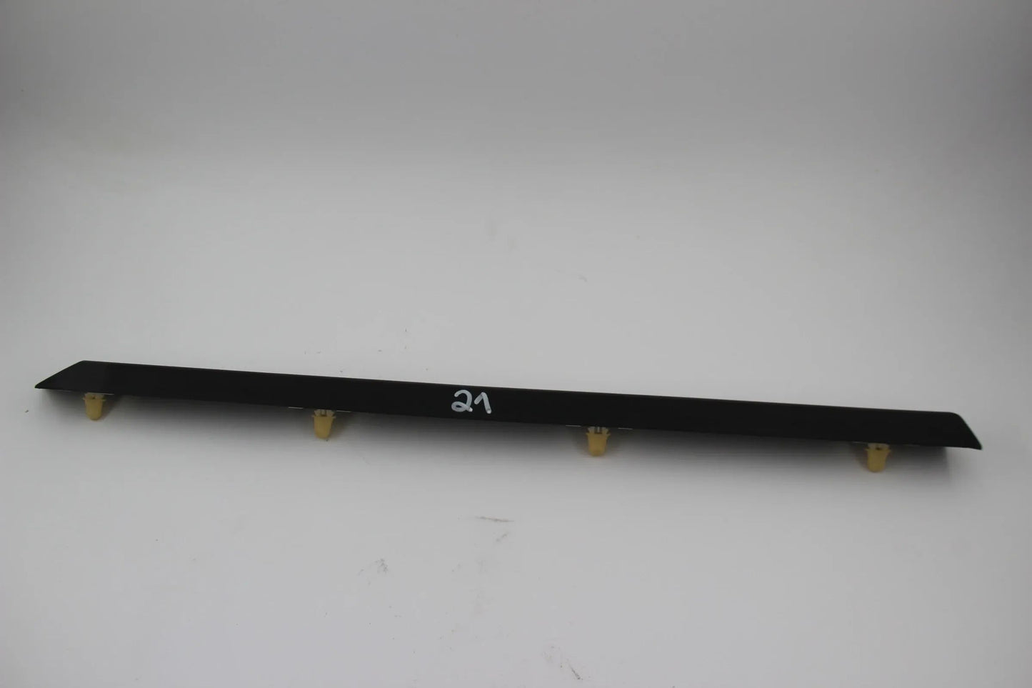 Original BMW E36 316g-318ti Stossleiste Seitenwand hinten rechts  51138146362