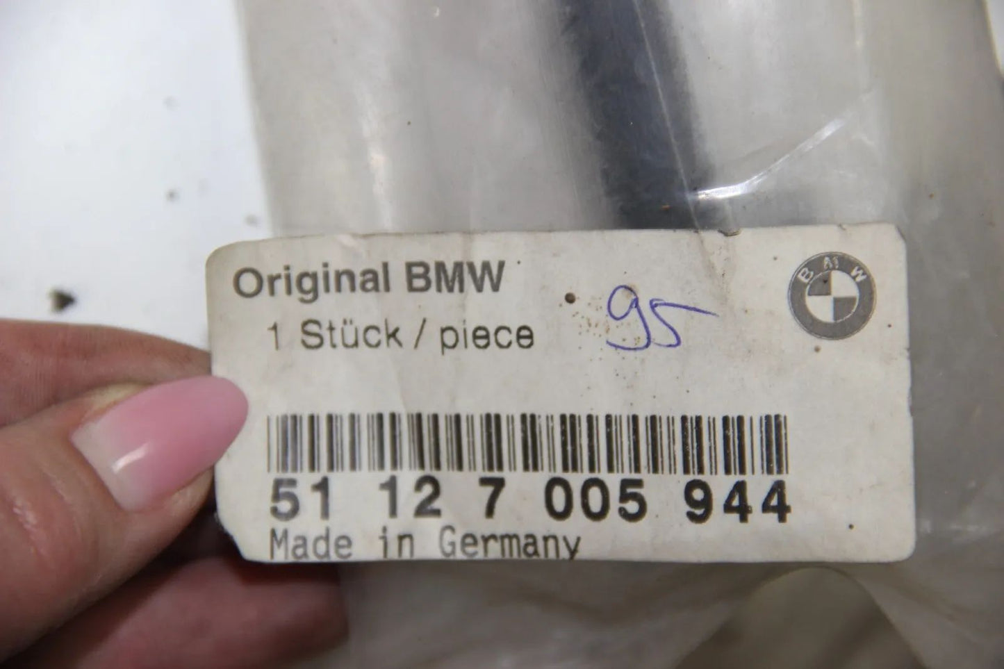 NEU ORIGINAL BMW 71127005944 5er Stoßleiste Zierleiste