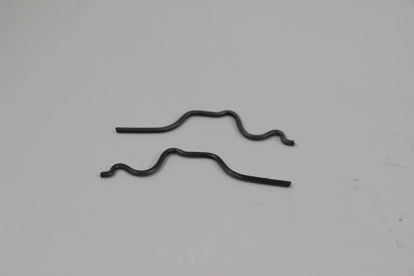 Original BMW E30 E36 E46 Feder Seitenwand Heckverkleidung 2x 51171888374