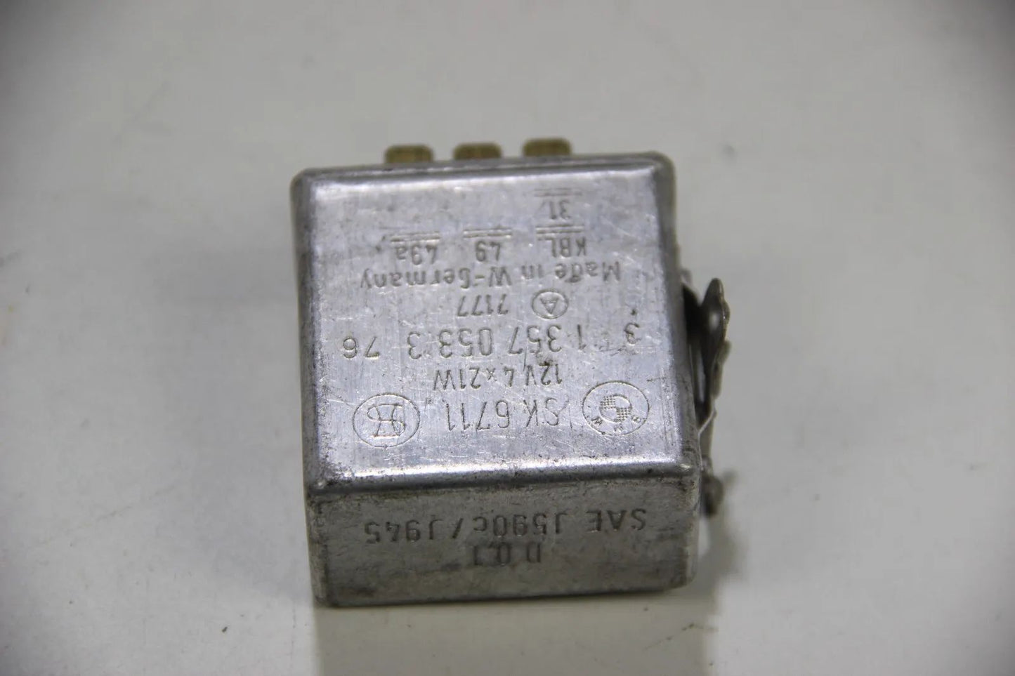 Original BMW E3 E9 E12 E24 E23  Relais Siemens Sk6711 Relay Oldtimer 1357053