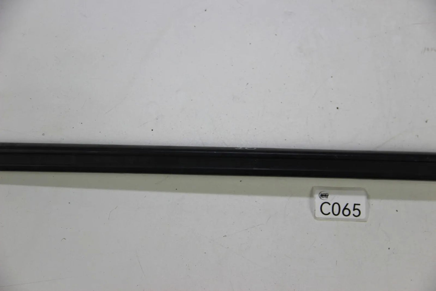 BMW E10 1502-2002  bis 71' Chrom Leiste Abschlussblech hinten Rundleuchter Black