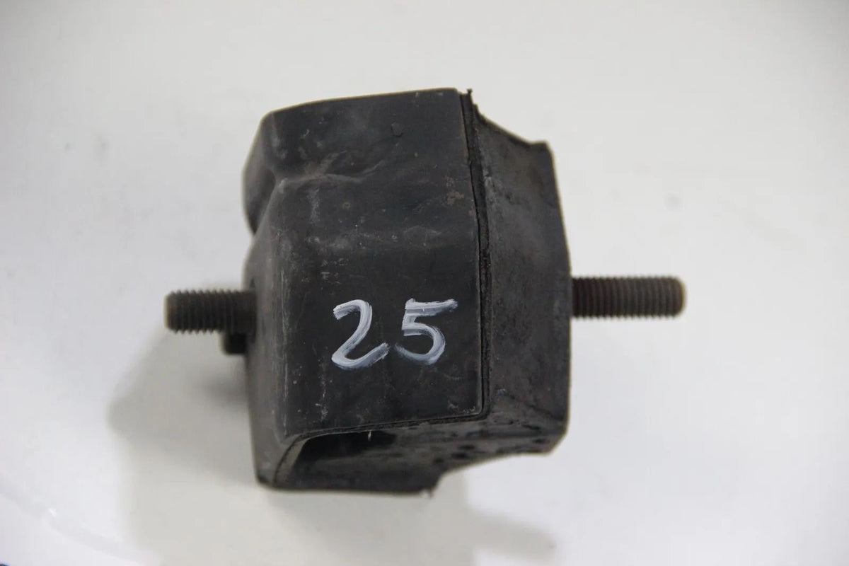 NEU Original BMW E34 525i M20 Motorlager NOS 1135826 Bushing Lager