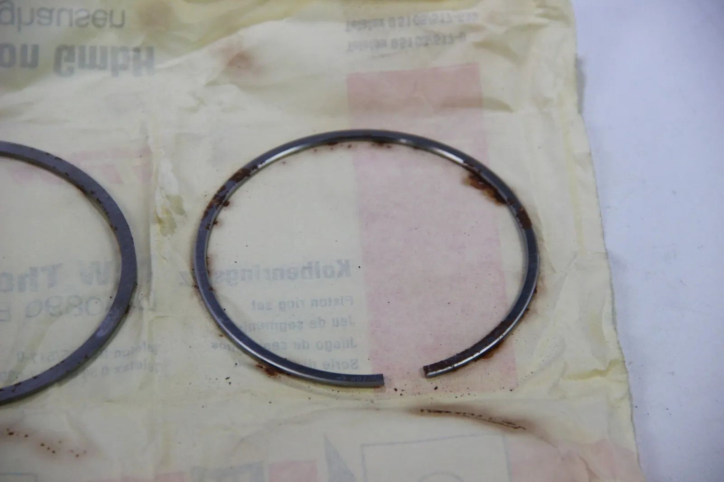 Original BMW E30 E28 325e 528e Kolbenringssatz TRW Thompson