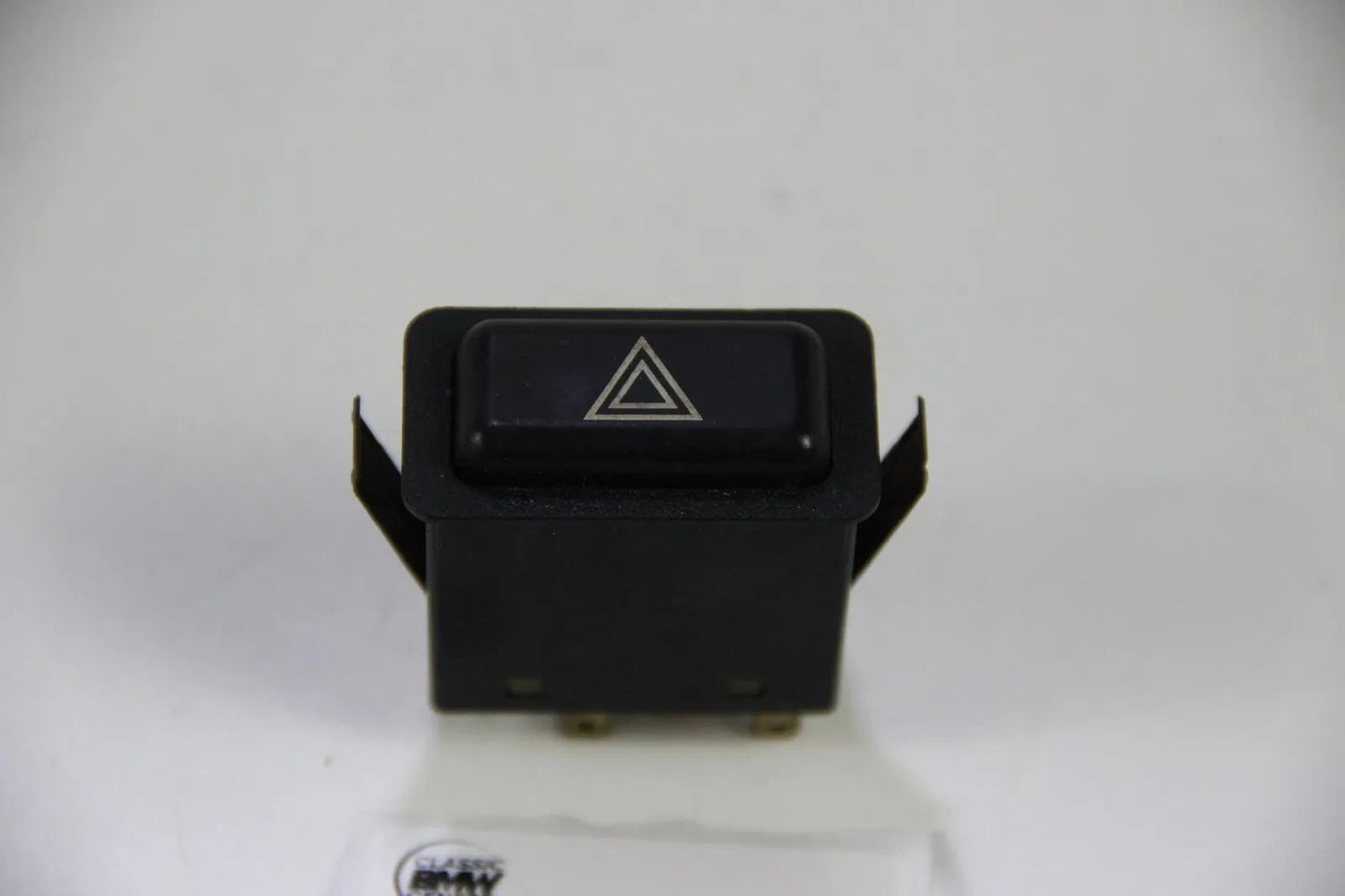 Original BMW 3er E30 Warnblinkleuchte Schalter/ Gefahrenhinweis 1367342