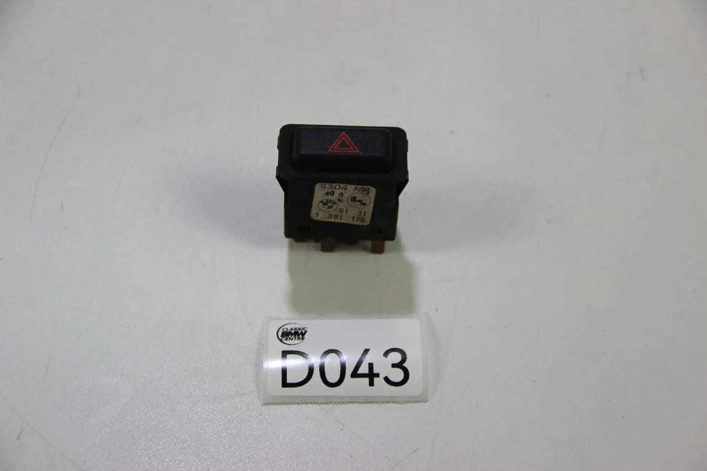 Original BMW E30 E24 E28 E23 Warnblinkleuchte Schalter / Gefahrenhinweis 1381176
