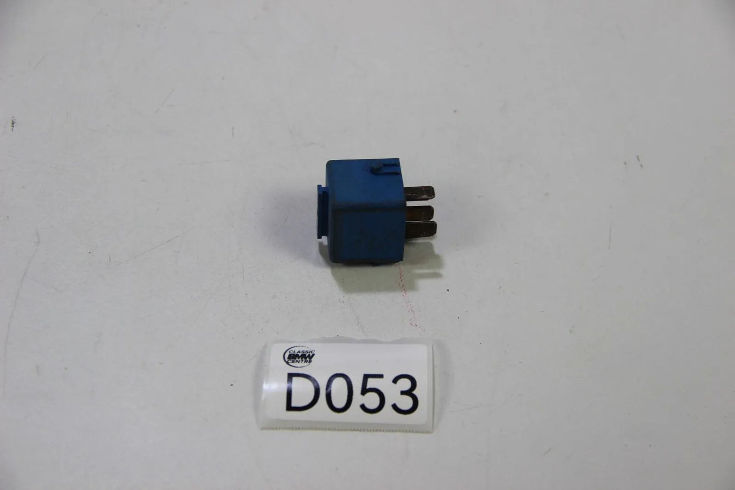 Original BMW E36 E46 E34 E32 E38 E31 Relais Relay Wechsler 61358350566