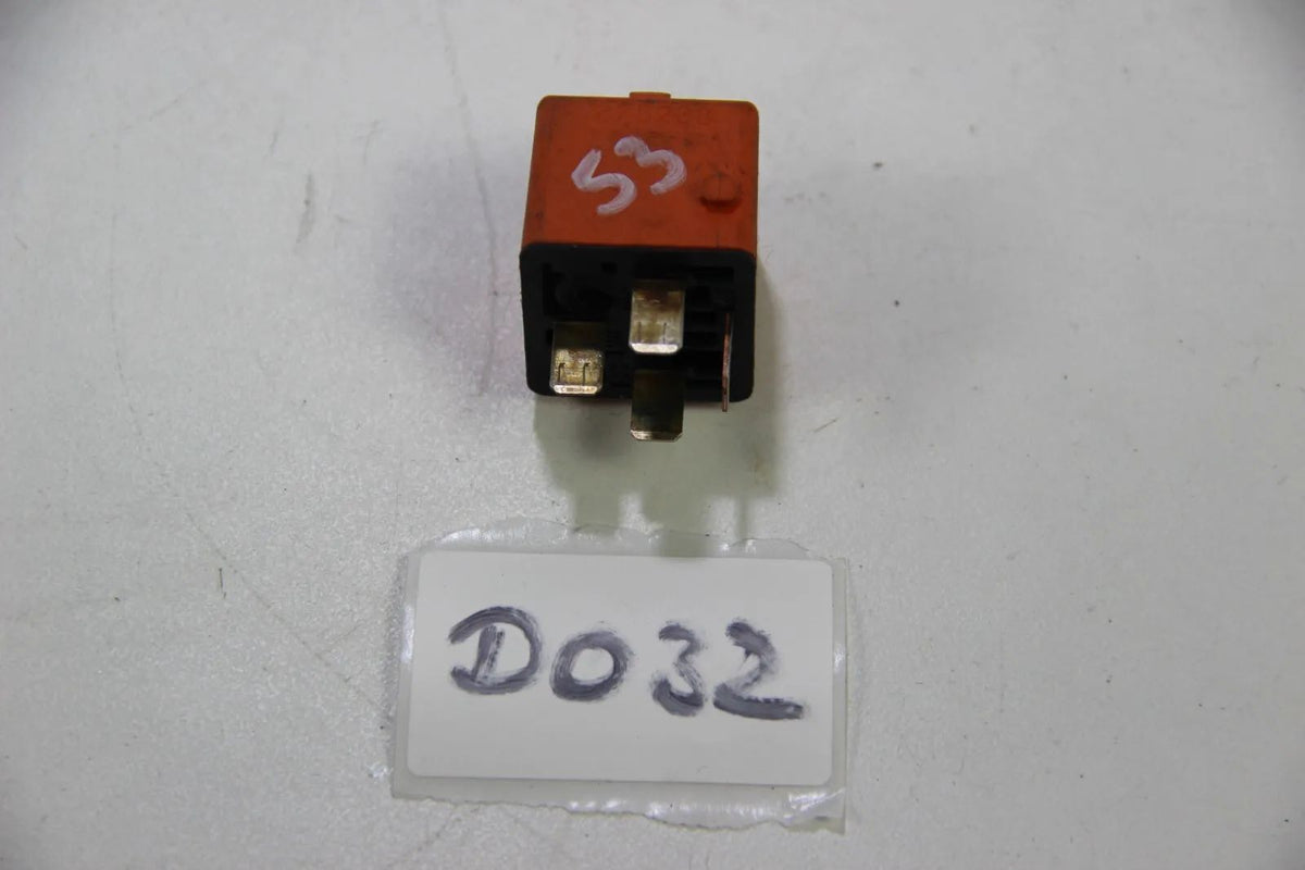 Original Bosch 3er BMW Relais 12V 30A 0332019456 Oldtimer Relay