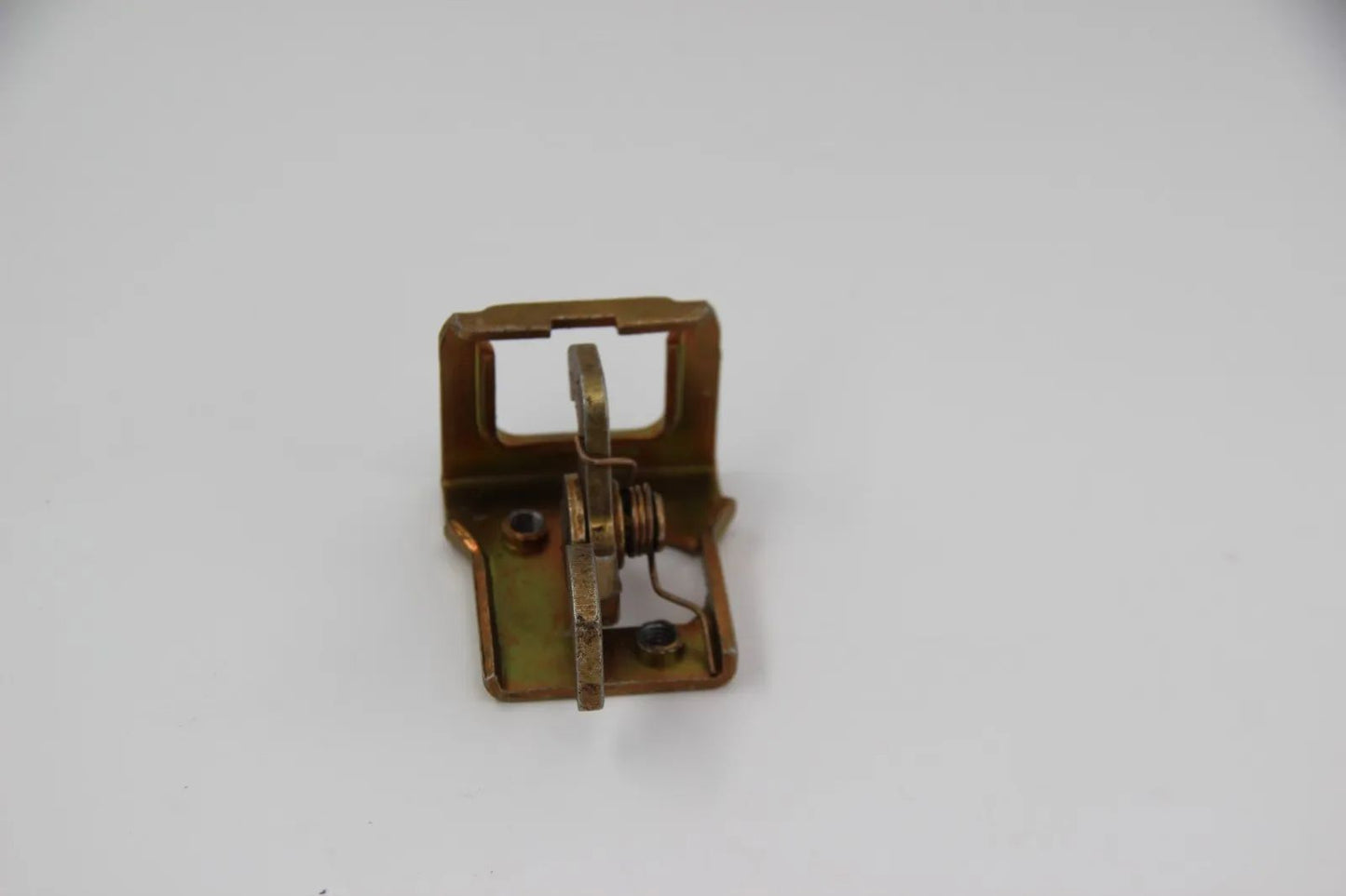 Original BMW E21 316-323 M10 M20 Verschluss Unterteil NOS Cover 51241826535