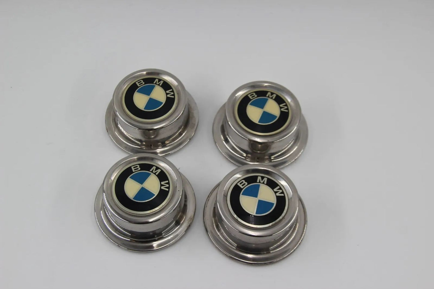 BMW 30 316i-325i ix 4x Nabendeckel Felgen Abdeckung Nabenabdeckung 36131127230