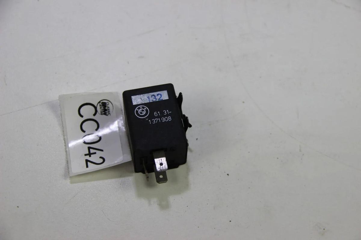 Original BMW E21 E28 E24 Blinkerrelais Relais  Relay Warnblinkgeber  1371908