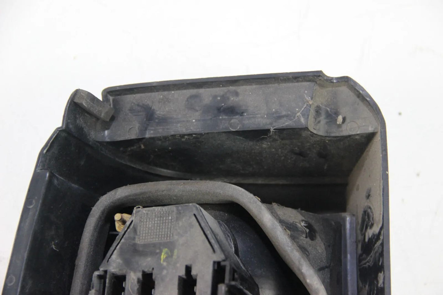 Original VW Passat 35i 	Heckleuchte Rechts Hella Taillight OEM	333 945 112