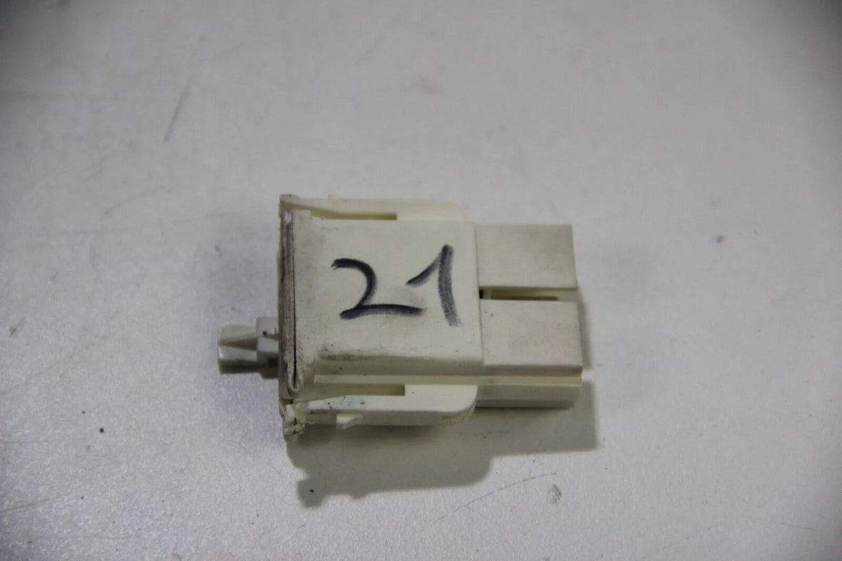 BMW E30 316i 318i M40	Kombiinstrument Codierstecker 18 Coding Plug 1385364