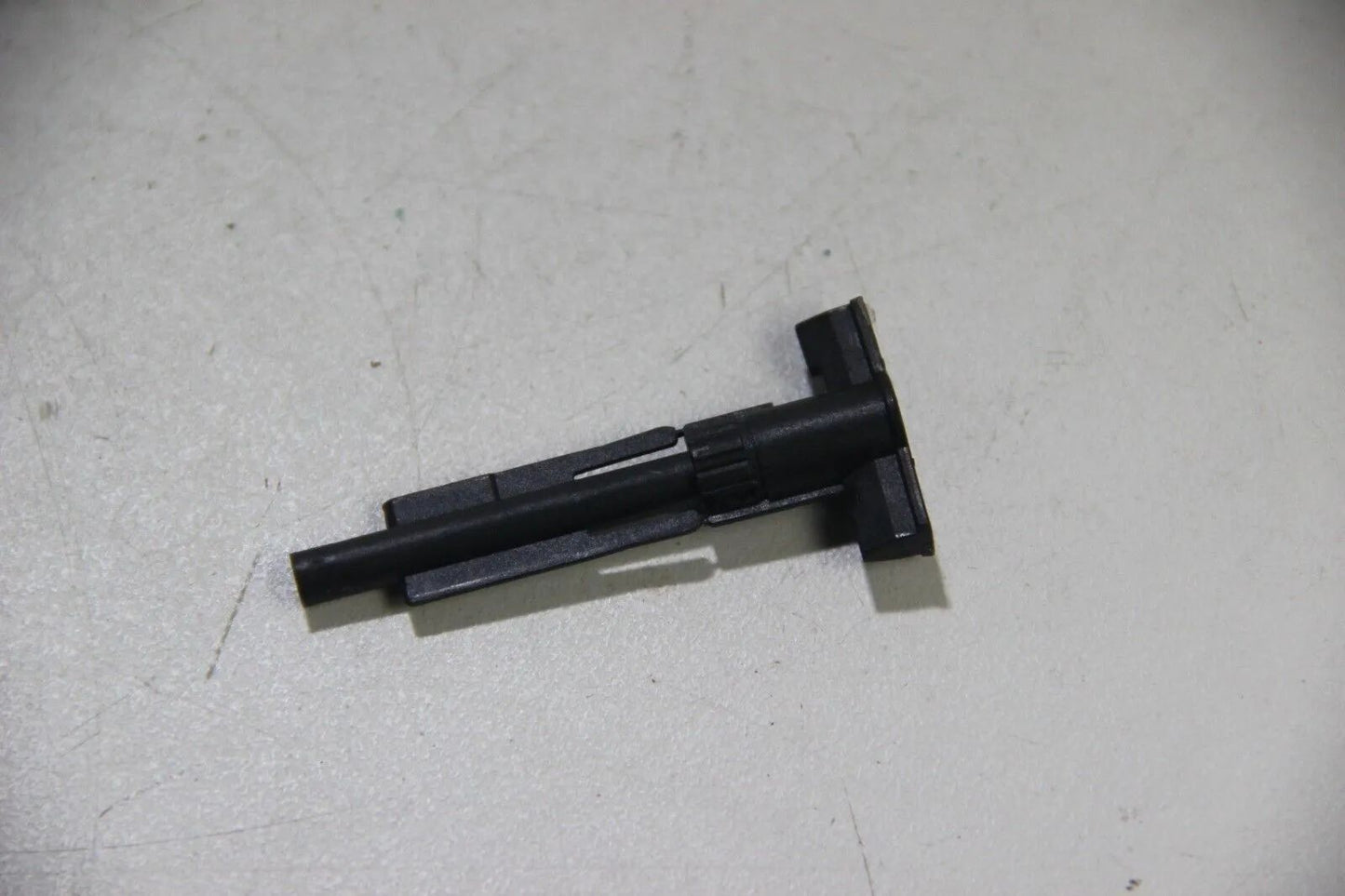 Original BMW E30 320i 6-Zyl Kombiinstrument Codierstecker 01 Coding Plug