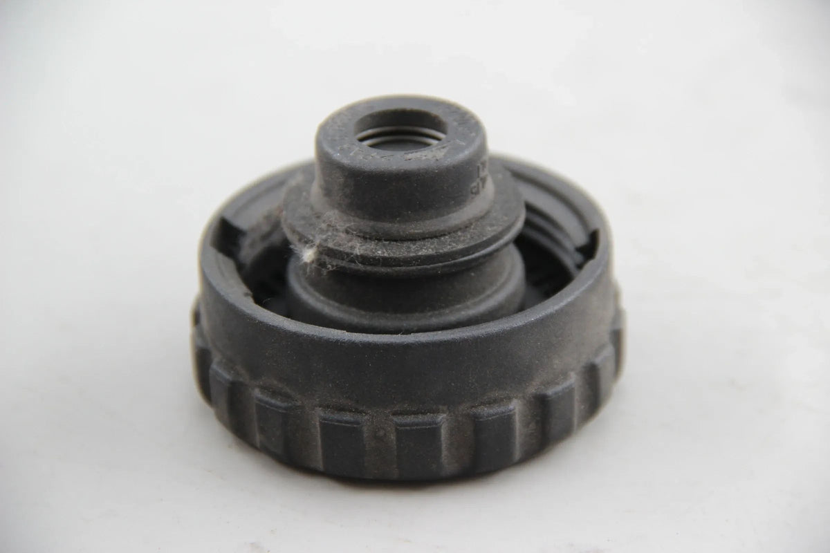 Original BMW E30 316i-325i E28 E24 E23 Z1 Kühlerverschluss 1,2BAR 17114379047