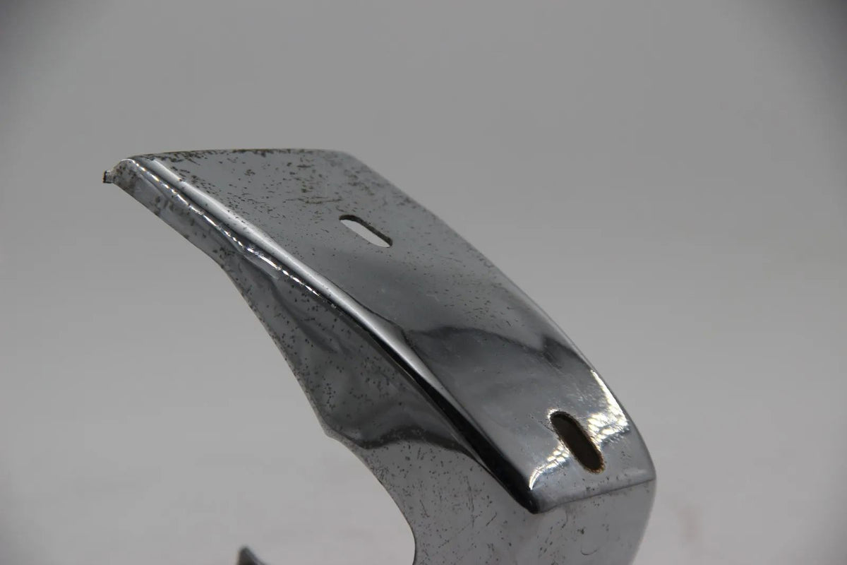 Original BMW E9 2.5cs - 3.0 cs csi csl Stossstangenhorn Links NOS 51111810519