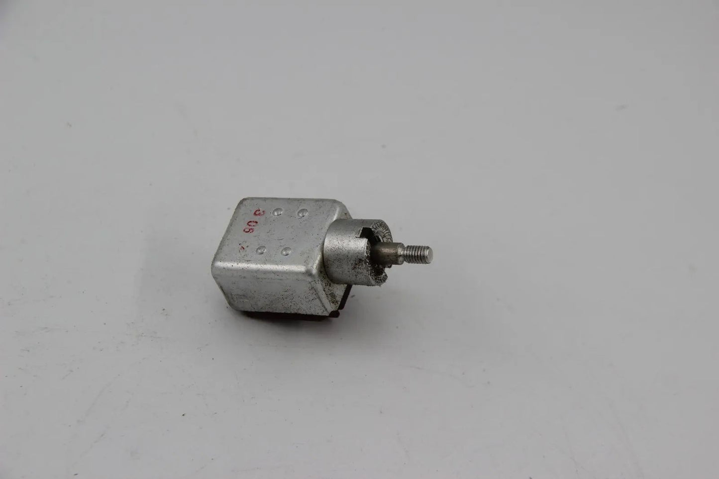 BMW E10 E3 E9 E21 E12 E24 Schalter Heizbare Heckscheibe NOS 61311356088 Neu