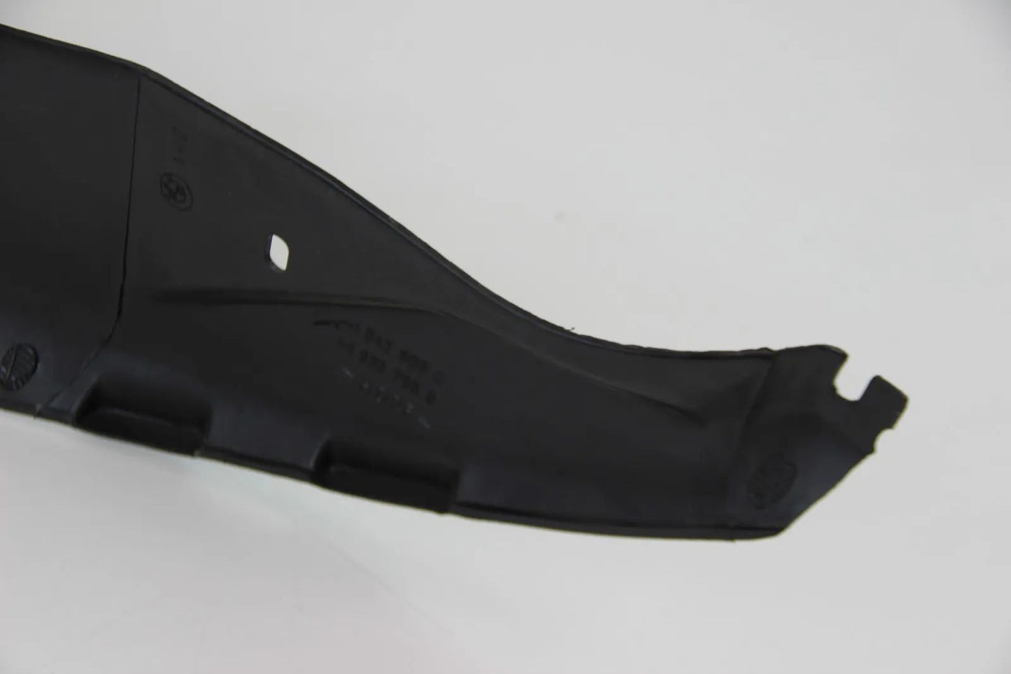 BMW E30 316-325i 2/4 - Türer Touring Abdeckung Radhaus vorne rechts 51711942808