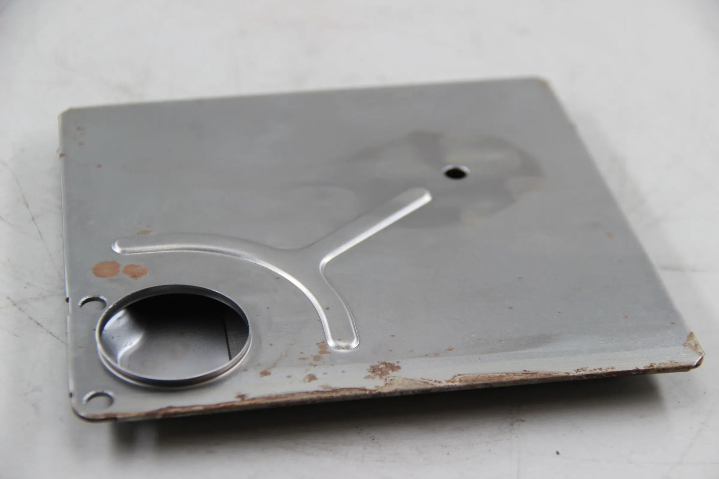 Original BMW E30 316i-325i E28 518i-535i E34 E24 E23 E32 Ölsieb 24311218550