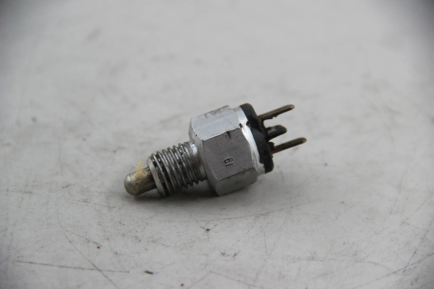 Original BMW E21 315 316 318 320 323i E12 E28 Rückfahrlichtschalter 23141209217