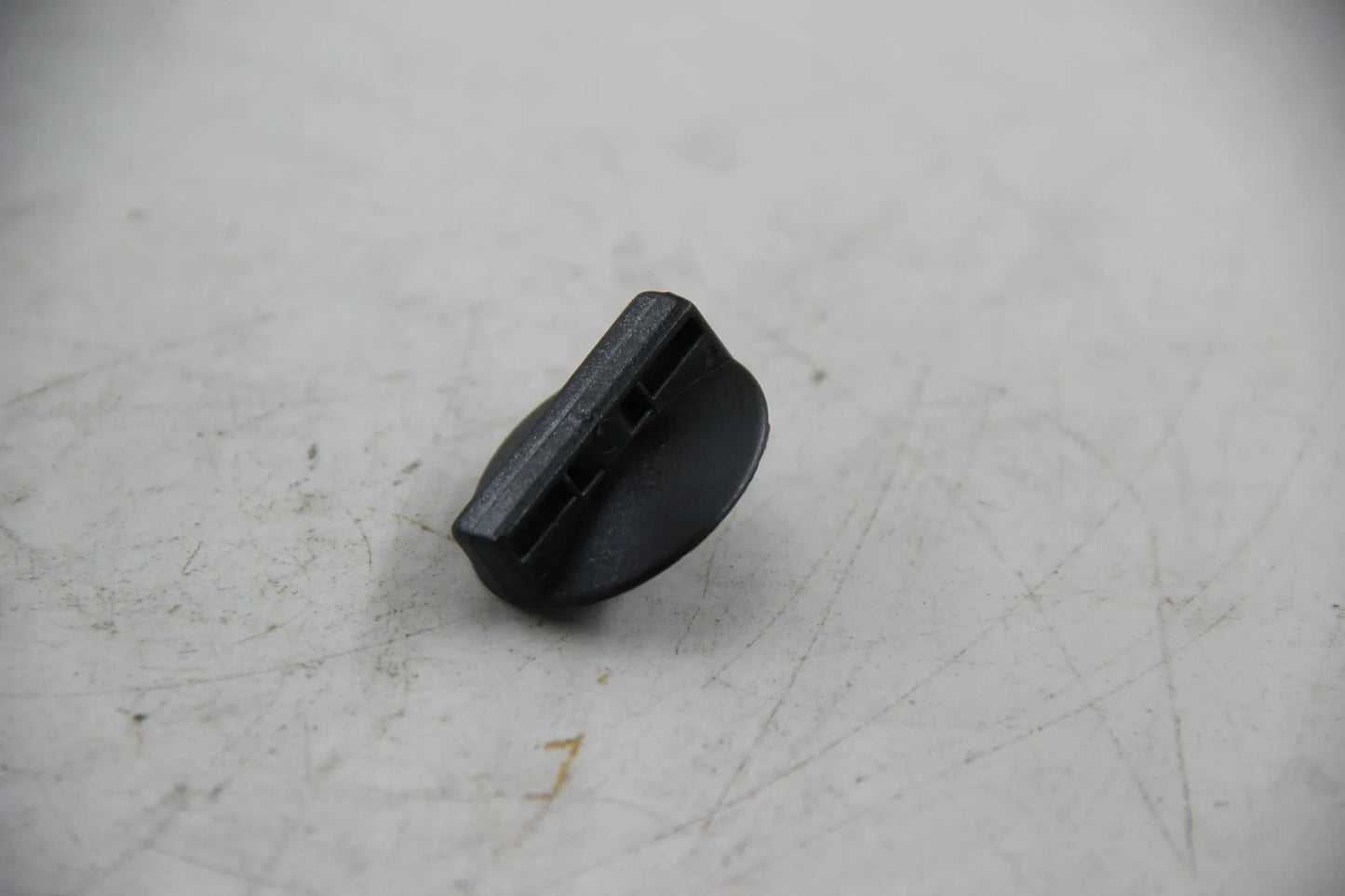 Original BMW E30 E36 E46 E34 E39 E32 E67 E31 E52 Druckknopf NOS NLA 61131373669