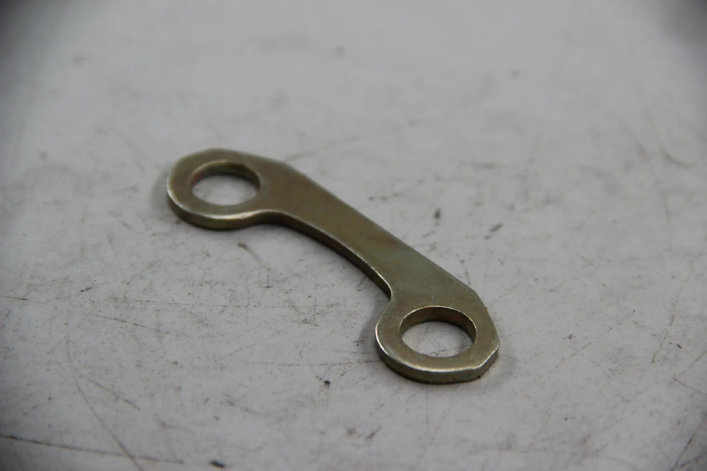 Original BMW E3 E9 E36 E46 E12 E28 E34 E39 Unterlegblech D=10MM/ZN 33211209543