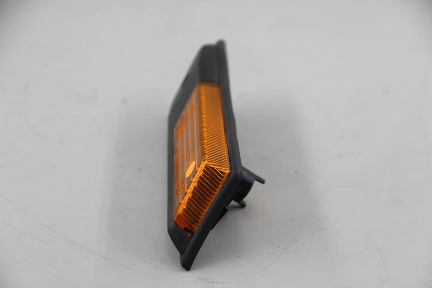 Original BMW E30 316i-325i E28 E24 E23 Blinkleuchte links 63131367801