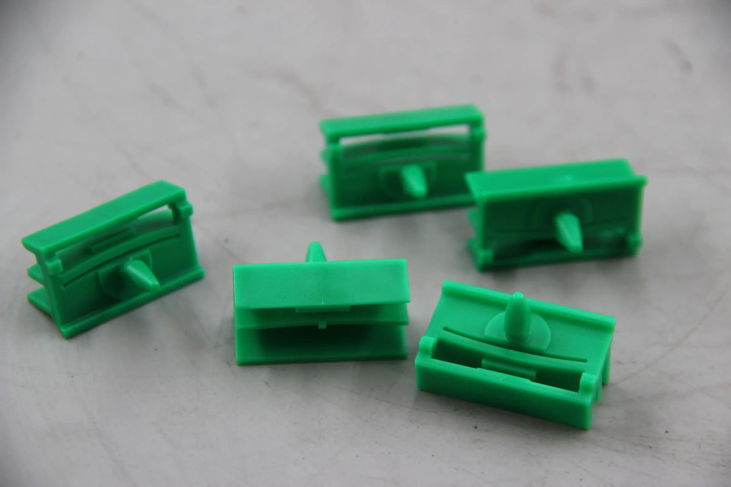 Original BMW E60 520i 523i 525i 530i 540i 545i 550i M5 E61 5x Clip 51717066223
